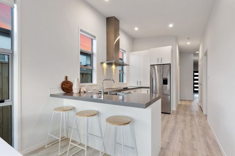 Photo of property in 3 Foley Grove, Pyes Pa, Tauranga, 3110