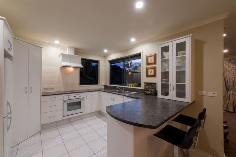Photo of property in 2 Cochrane Drive, Kerikeri, 0230