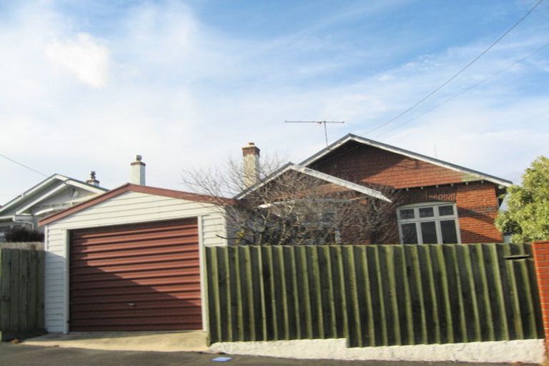 Photo of property in 28 Oakland Street, Andersons Bay, Dunedin, 9013
