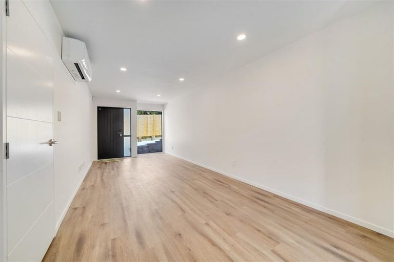 Photo of property in 3/2 Wood Street, Papakura, 2110