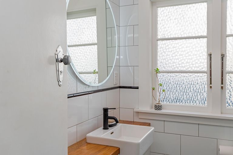 Photo of property in 38a Parata Street, Hokowhitu, Palmerston North, 4410