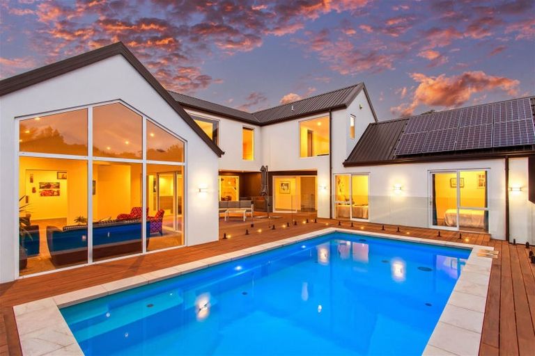 Photo of property in 95a Bealey Avenue, Christchurch Central, Christchurch, 8013