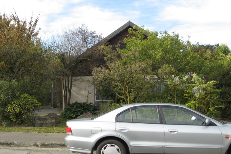 Photo of property in 152 Racecourse Road, Sockburn, Christchurch, 8042