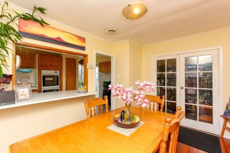 Photo of property in 13 Wilton Street, Westown, New Plymouth, 4310