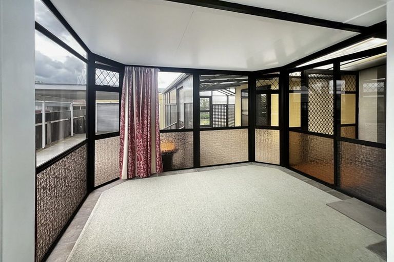 Photo of property in 40 Duff Crescent, Highbury, Palmerston North, 4412