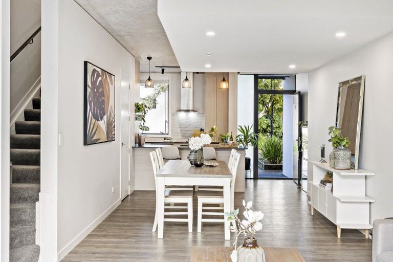 Photo of property in 18/4161 Great North Road, Glen Eden, Auckland, 0602