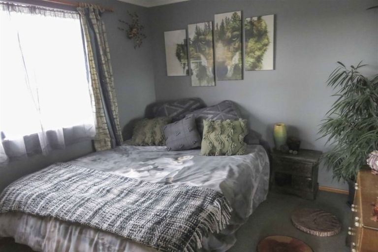 Photo of property in 79 Avon Road, Clifton, Invercargill, 9812