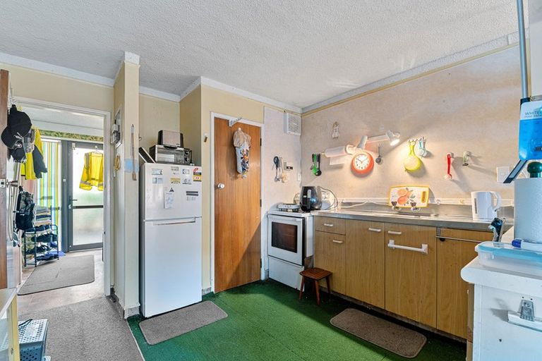 Photo of property in 1055 Pukaki Street, Rotorua, 3010