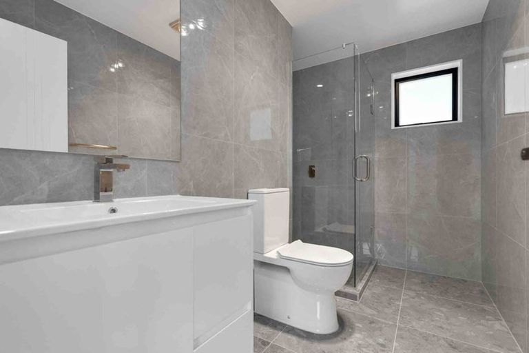 Photo of property in 14a Corolu Place, Conifer Grove, Takanini, 2112