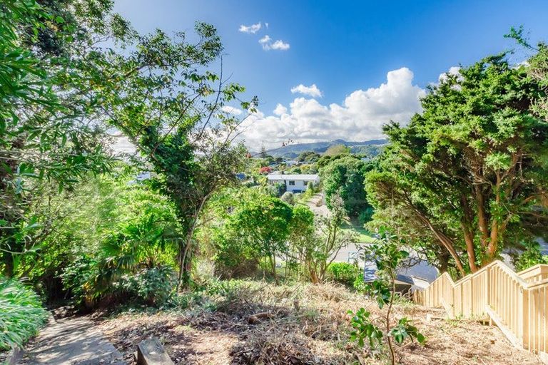 Photo of property in 67 Renown Road, Raumati South, Paraparaumu, 5032