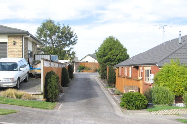 Photo of property in 6 Jersey Place, Grandview Heights, Hamilton, 3200