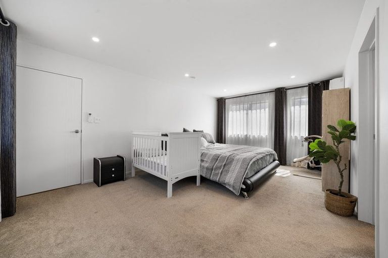 Photo of property in 5b Hemsway Place, Sunnyhills, Auckland, 2010