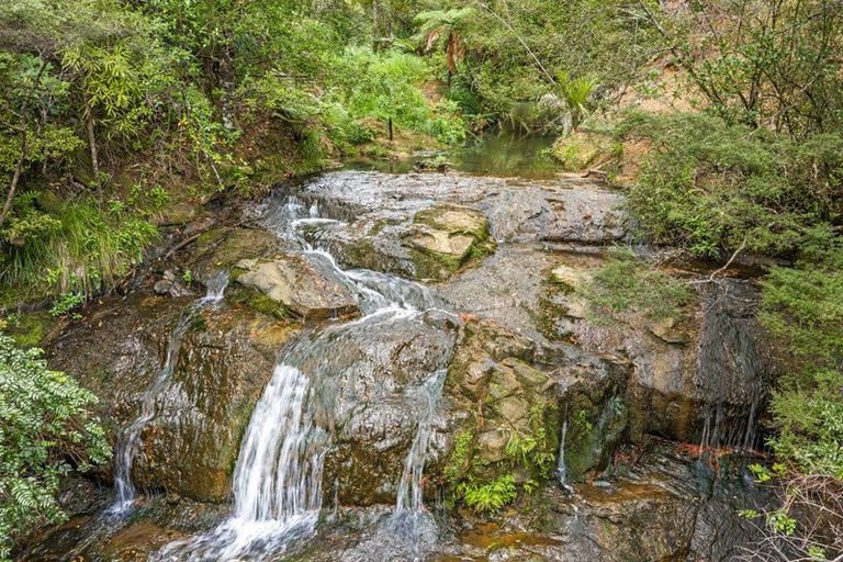 Photo of property in 792 State Highway 1, Dome Valley, Warkworth, 0981