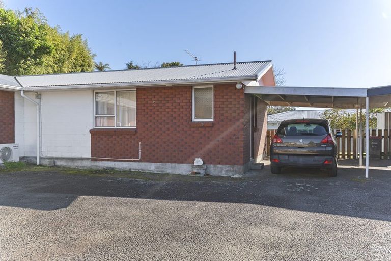 Photo of property in 1/117 Seaview Road, Westown, New Plymouth, 4310