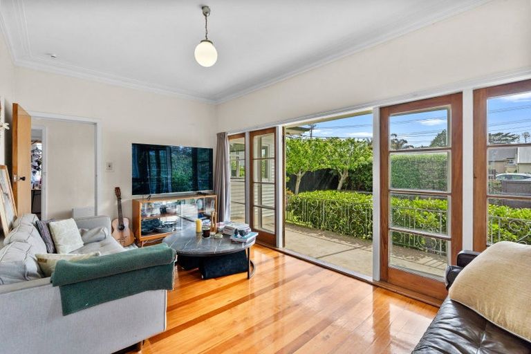 Photo of property in 272 Sandringham Road, Sandringham, Auckland, 1025