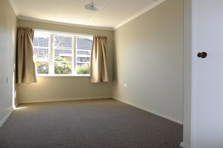 Photo of property in 17 Dunarnan Street, Avonside, Christchurch, 8061