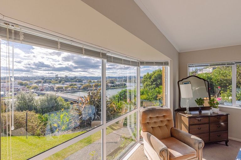 Photo of property in 48 Hipango Terrace, Durie Hill, Whanganui, 4500