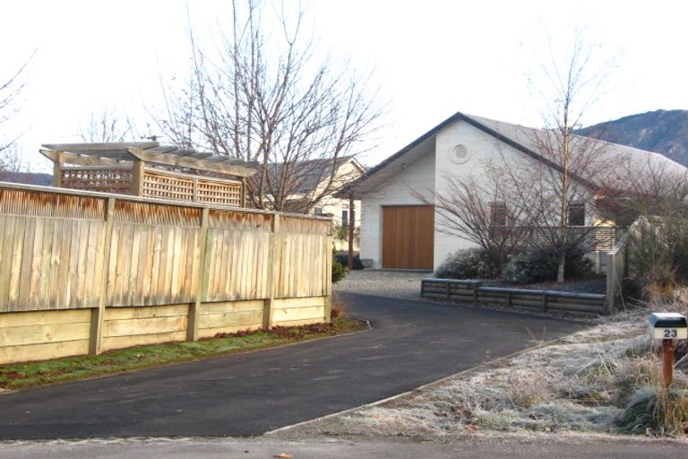 Photo of property in 25 Shanahan Lane, Arrowtown, 9302