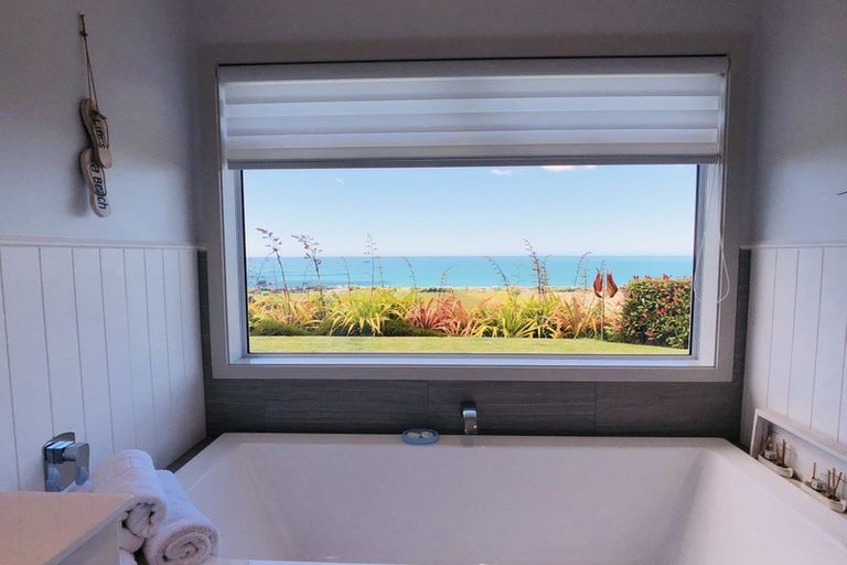 Photo of property in 761 Main North Road, Bay View, Napier, 4182