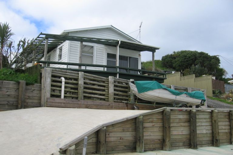 Photo of property in 9 Urquharts Bay Road, Whangarei Heads, 0174