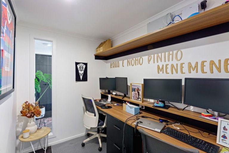 Photo of property in 5 Te Puke Te Ao Way, Otaki, 5512