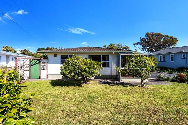 Photo of property in 11a Nikau Street, Tawhero, Whanganui, 4501