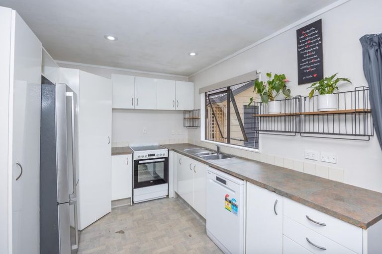 Photo of property in 37 Mardon Road, Enderley, Hamilton, 3214