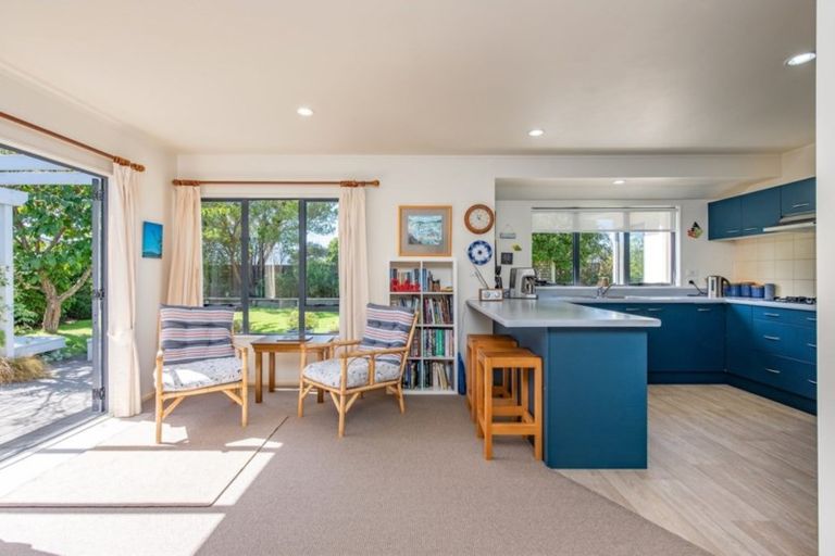 Photo of property in 7 San Vito Place, Paraparaumu Beach, Paraparaumu, 5032