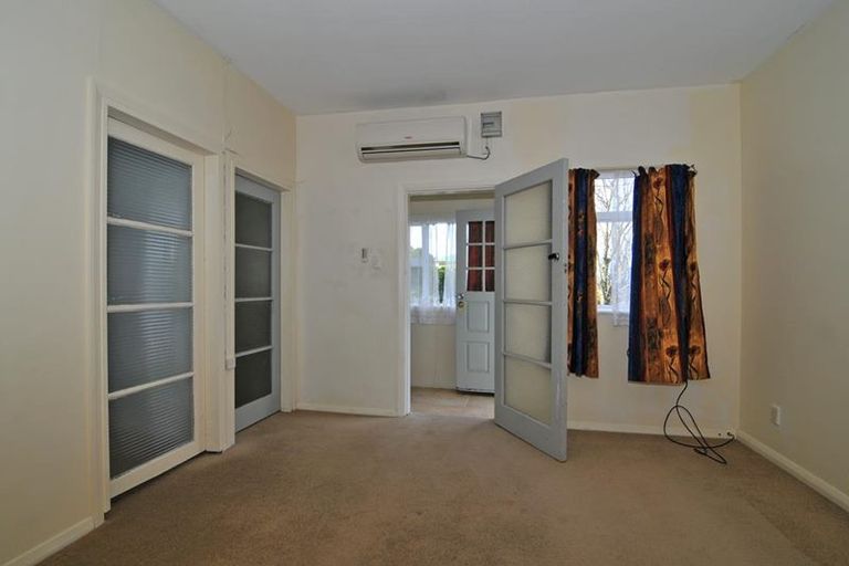 Photo of property in 18 Hoggard Street, Vogeltown, Wellington, 6021