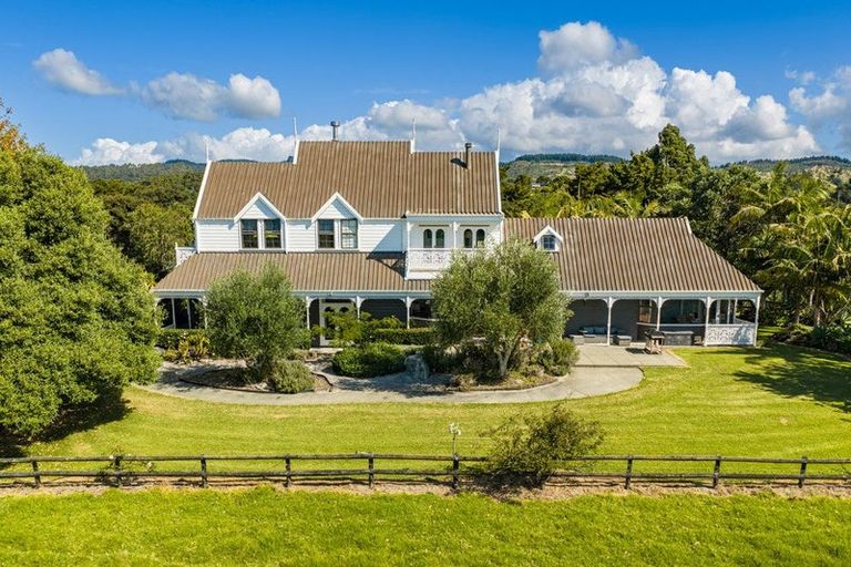 Photo of property in 1034 Cove Road, Langs Beach, Waipu, 0582