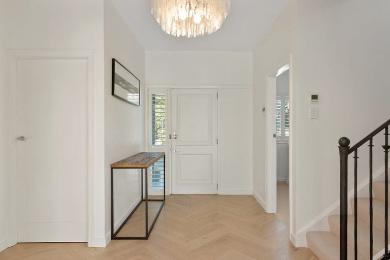 Photo of property in 63 Glandovey Road, Fendalton, Christchurch, 8052