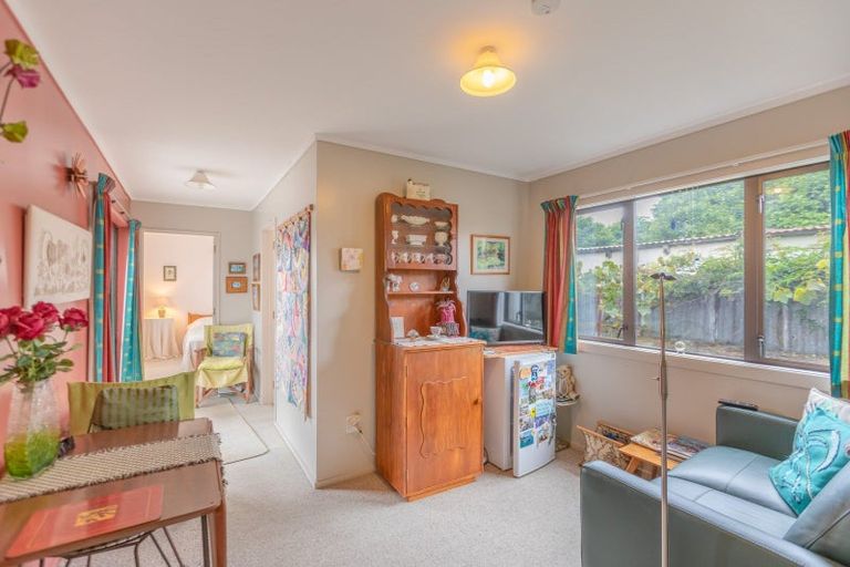 Photo of property in 76 Meeanee Quay, Westshore, Napier, 4110