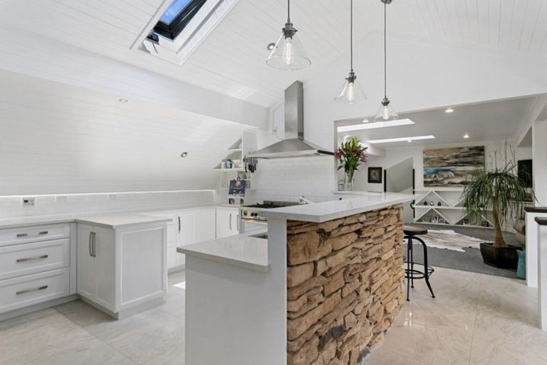 Photo of property in 53 Chesham Avenue, Waipahihi, Taupo, 3330