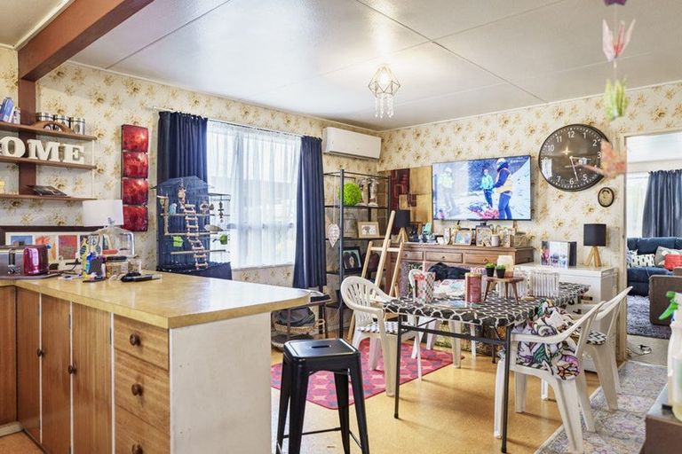 Photo of property in 45 Caernarvon Drive, Flaxmere, Hastings, 4120