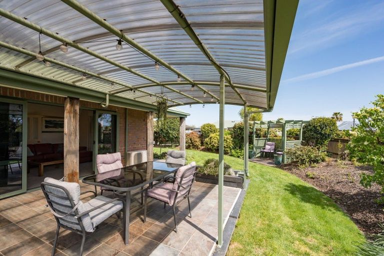 Photo of property in 2 Fell Place, Stoke, Nelson, 7011