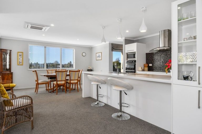 Photo of property in 27 Vista Close, Omokoroa, 3114