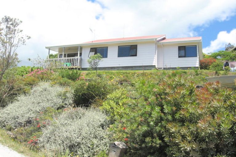 Photo of property in 15 Morey Road, Cable Bay, 0420