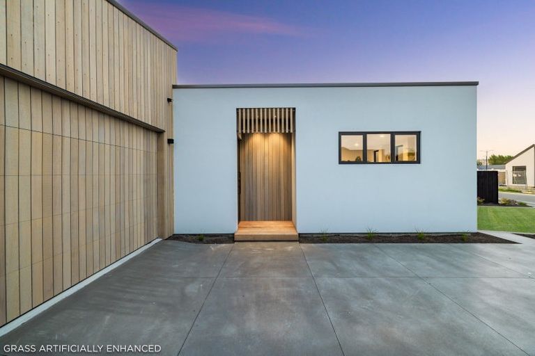 Photo of property in 6 Gingko Lane, Marshland, Christchurch, 8051