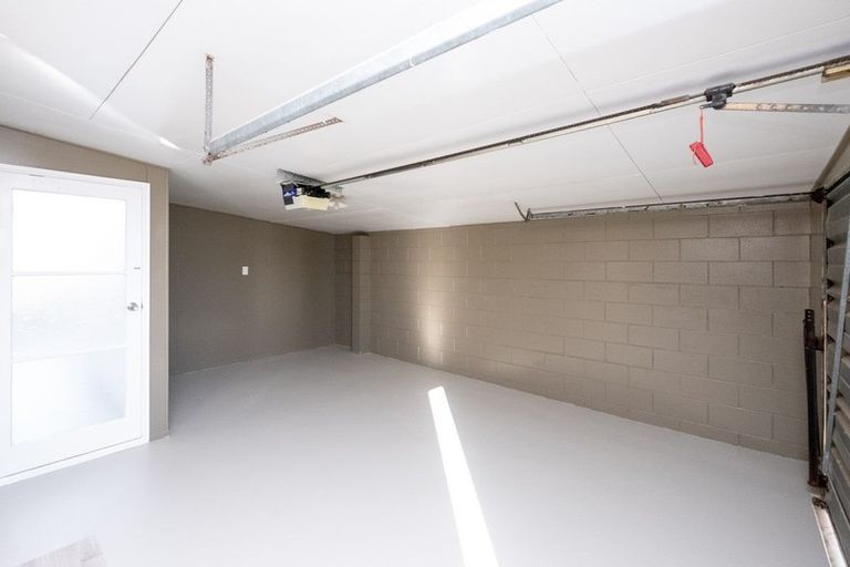 Photo of property in 24 Albion Street, Hawera, 4610