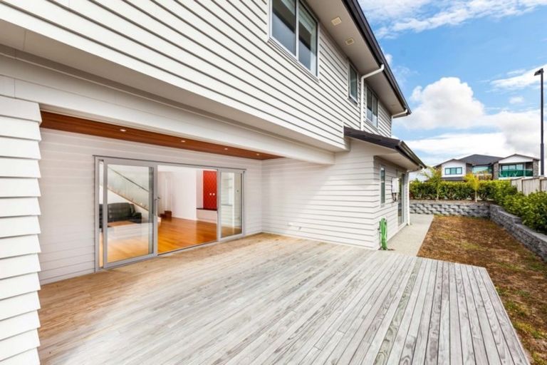 Photo of property in 62 Manuel Road, Silverdale, 0932