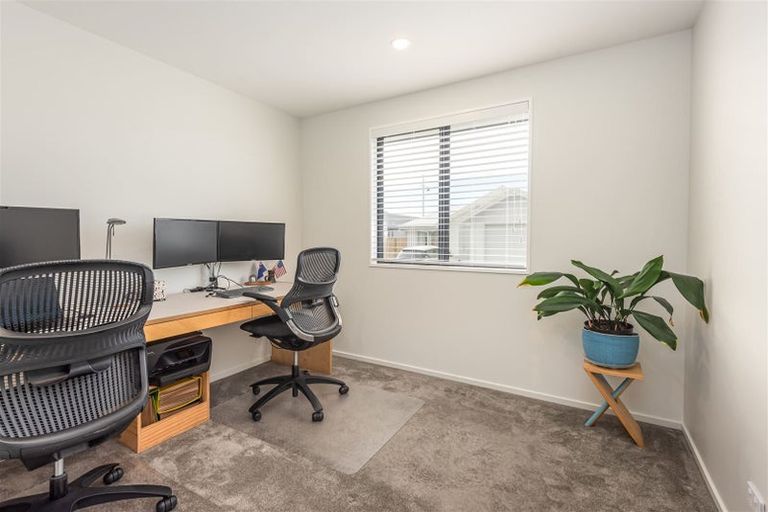 Photo of property in 21 Te Pakiaka Road, Pegasus, 7612