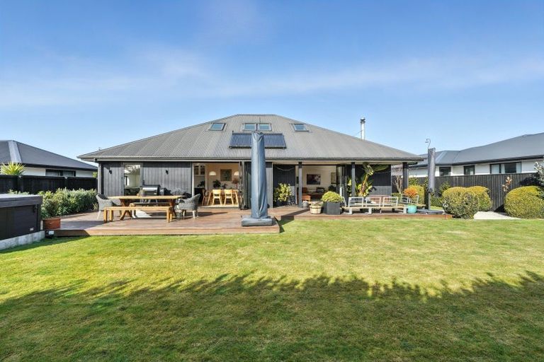 Photo of property in 4 Salisbury Avenue, Rangiora, 7400