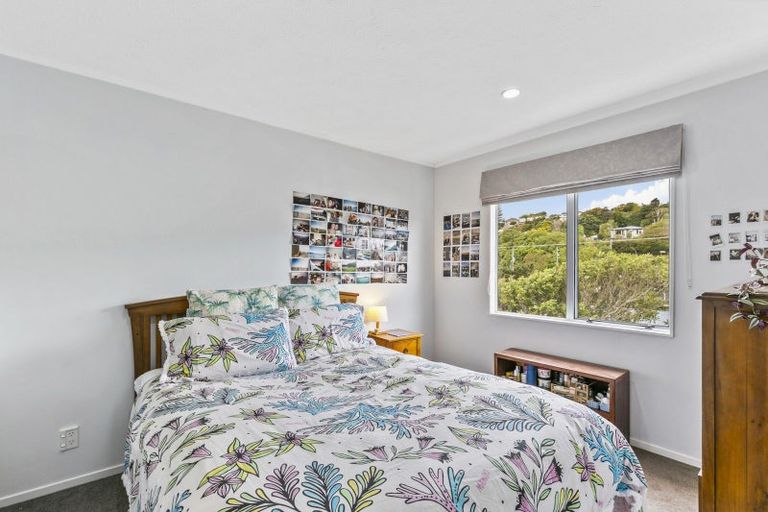 Photo of property in 4/9 Tawa Street, Tawa, Wellington, 5028