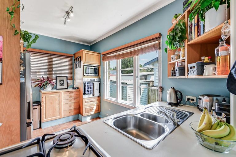 Photo of property in 23 Darley Street, Maeroa, Hamilton, 3200