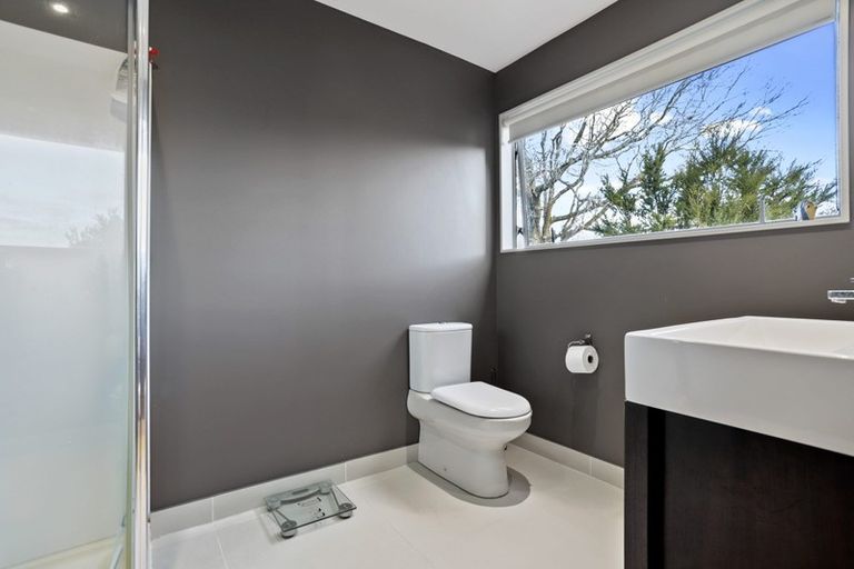 Photo of property in 229b Titirangi Road, Titirangi, Auckland, 0604