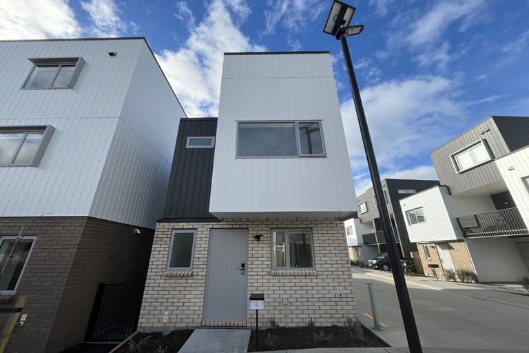 Photo of property in 12 Ngae Place, Mangere East, Auckland, 2024