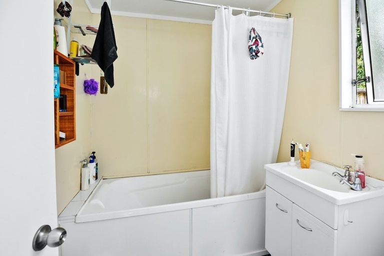 Photo of property in 7 Verel Street, Fairfield, Hamilton, 3214