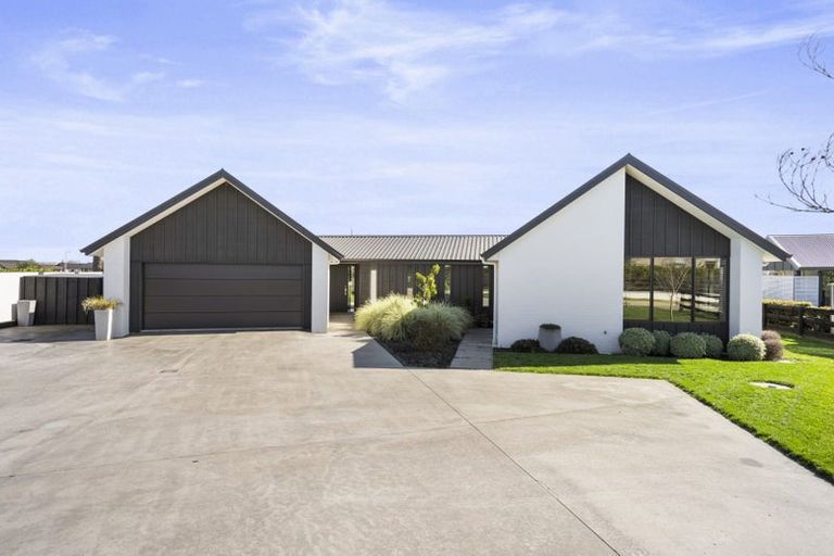 Photo of property in 11 Kotare Grove, Cambridge, 3434