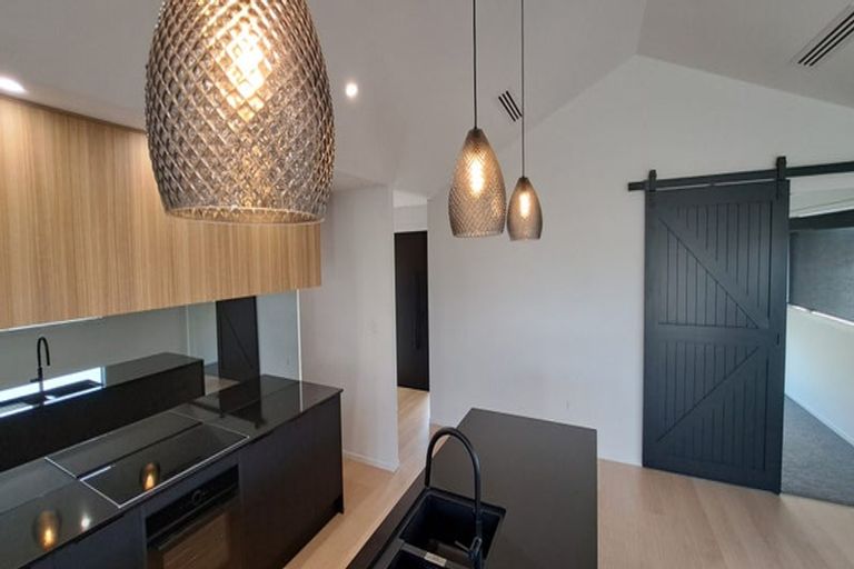 Photo of property in 90 Hugo Shaw Drive, Cambridge, 3434