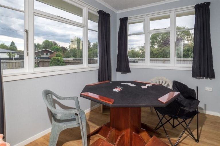 Photo of property in 59 Mcmurdo Street, Tinwald, Ashburton, 7700